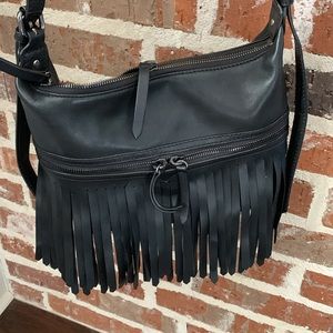 Hunter rare crossbody black rubber fringe EUC weatherproof viral trend